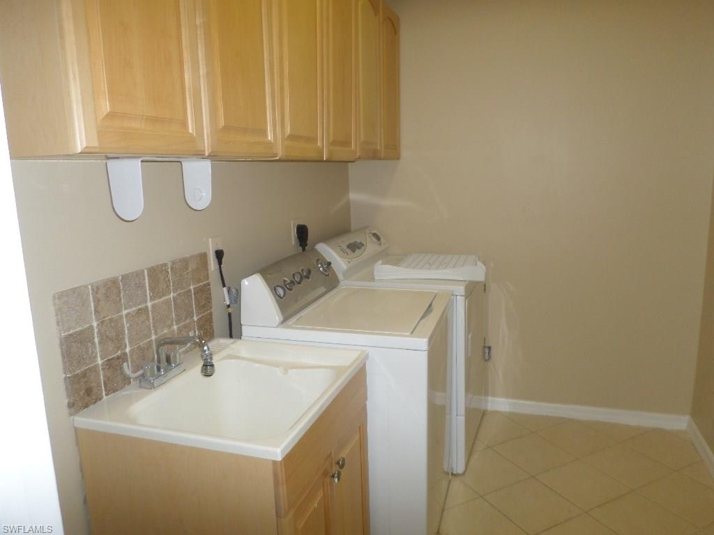 LIGHTHOUSE BAY - Residential