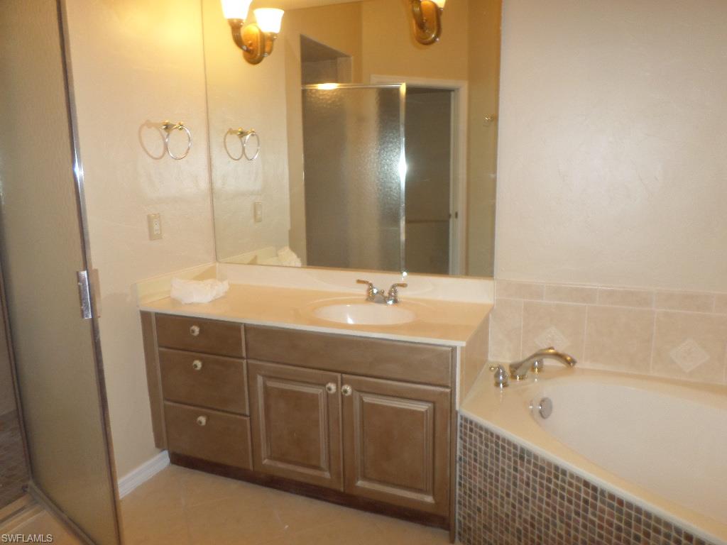 LIGHTHOUSE BAY - Residential