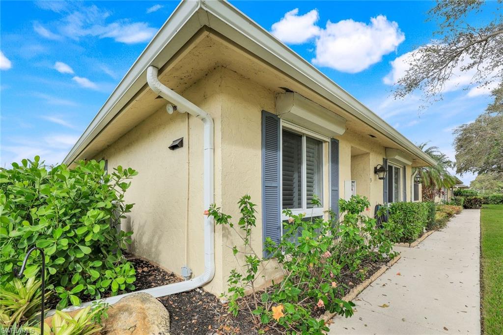 GLADES COUNTRY CLUB - Residential