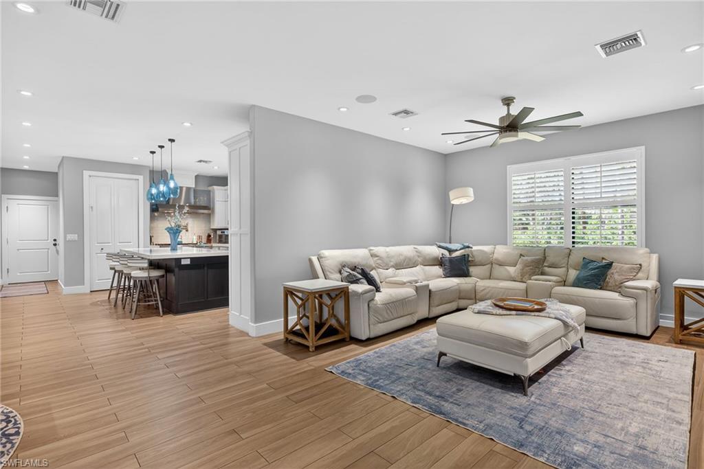 LOGAN WOODS - Residential