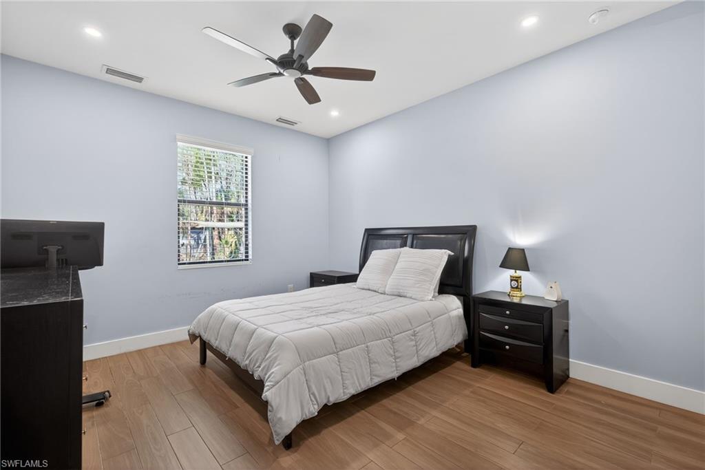 LOGAN WOODS - Residential