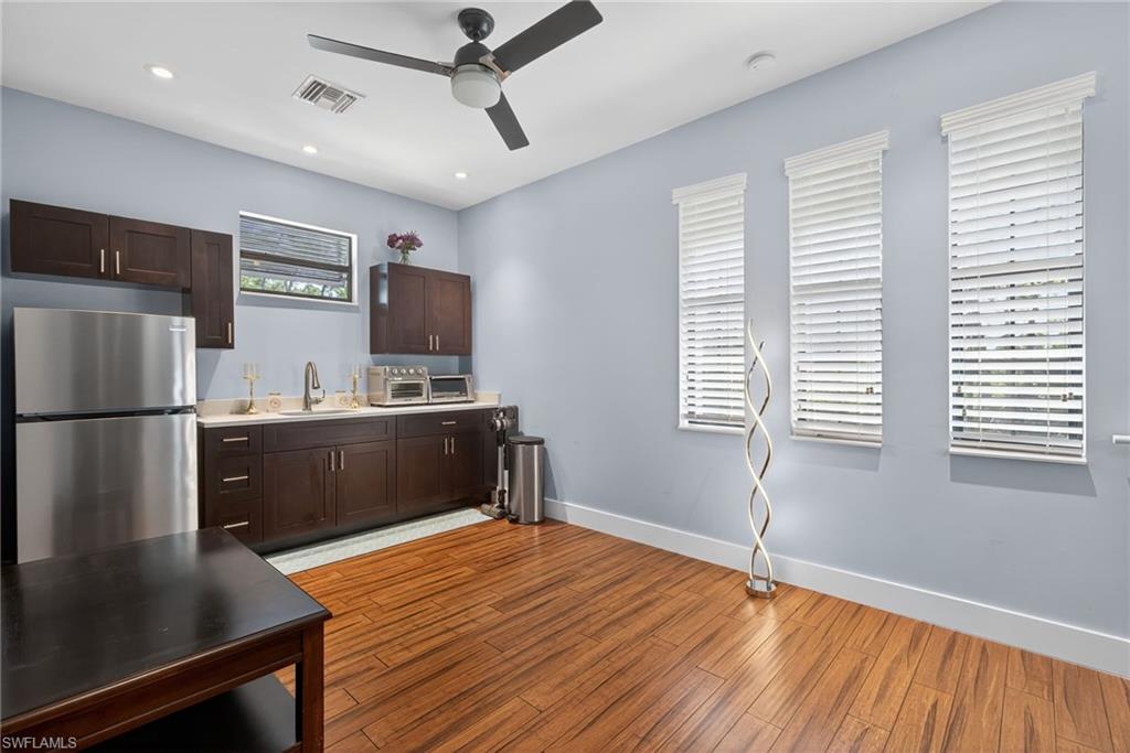 LOGAN WOODS - Residential