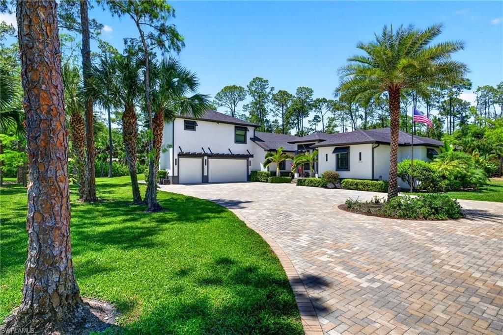 Photo of 5577 Lancewood WAY, NAPLES, FL 34116 (MLS # 226016947)