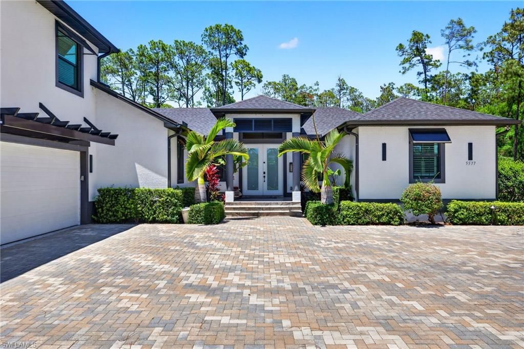 Photo of 5577 Lancewood WAY, NAPLES, FL 34116 (MLS # 226016947)