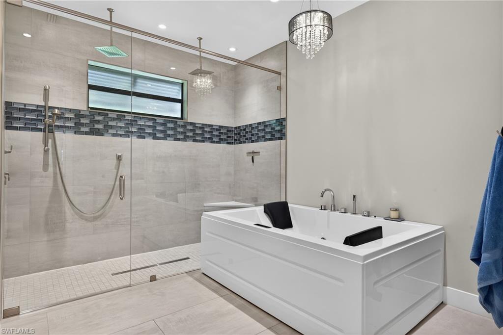 LOGAN WOODS - Residential