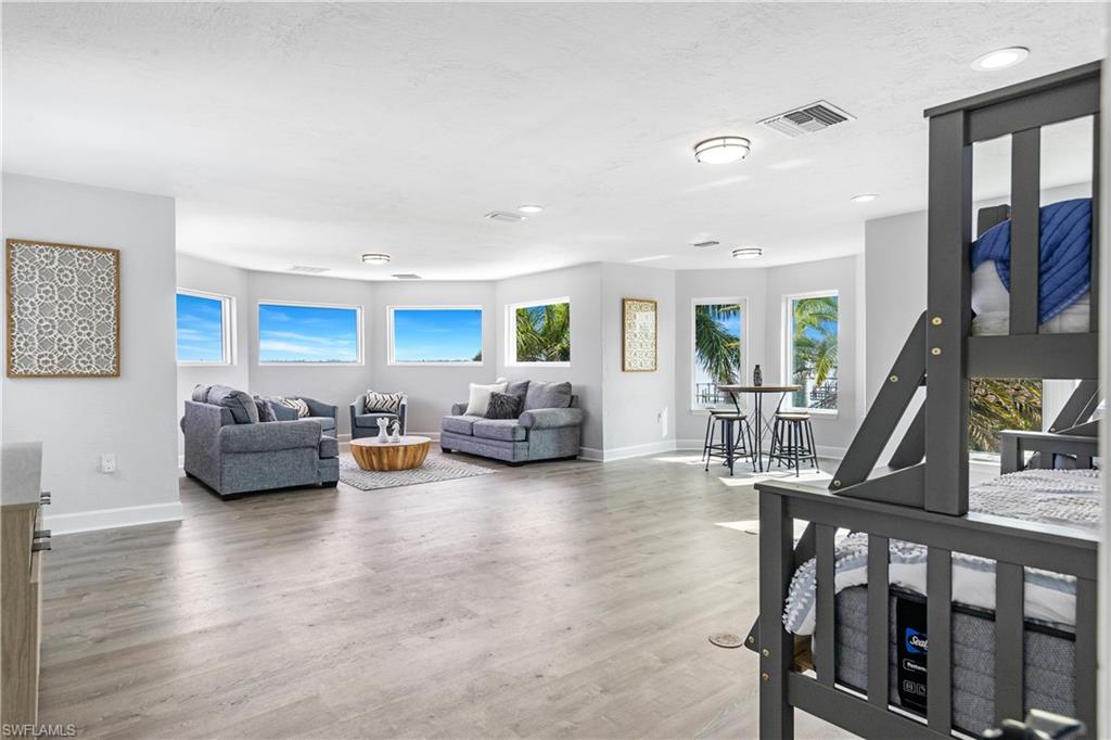 SAN MATEO - Residential