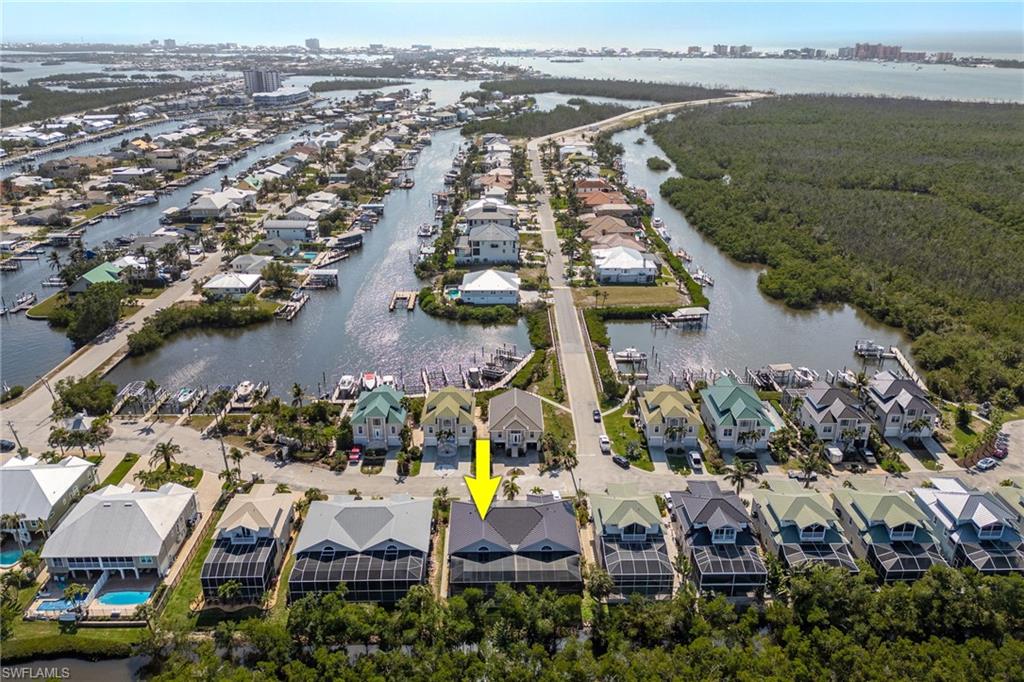 OLD PELICAN BAY - Residential