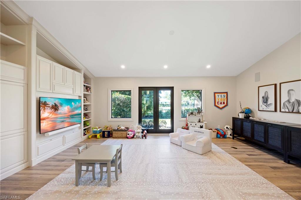 QUAIL CREEK - Residential