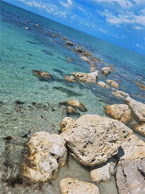 SAN CARLOS ESTATES - Land