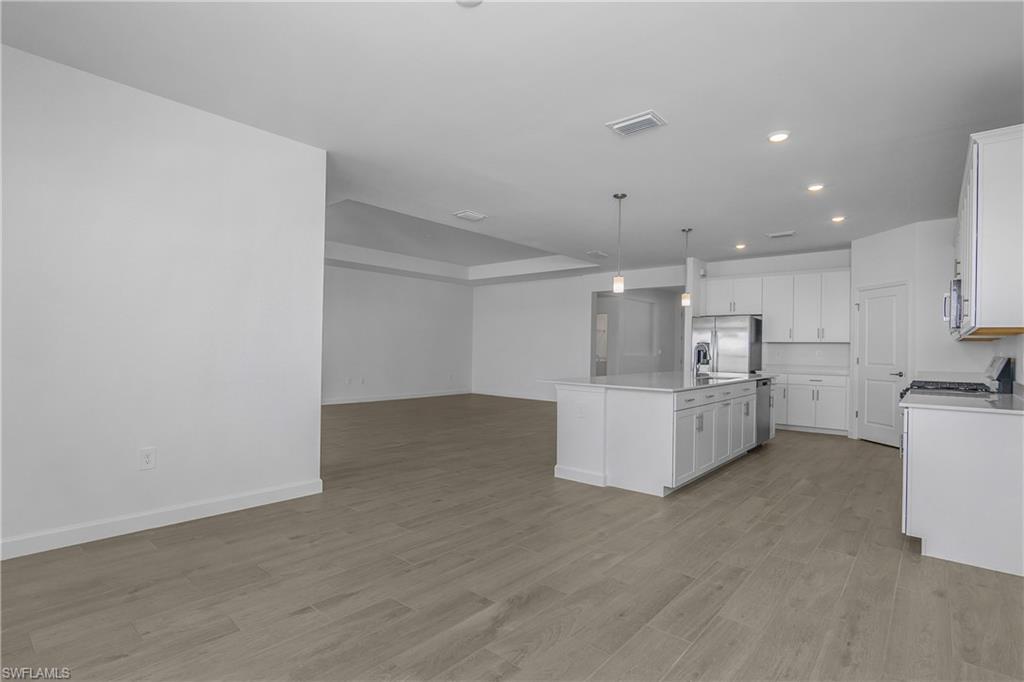 VERDANA VILLAGE - Residential