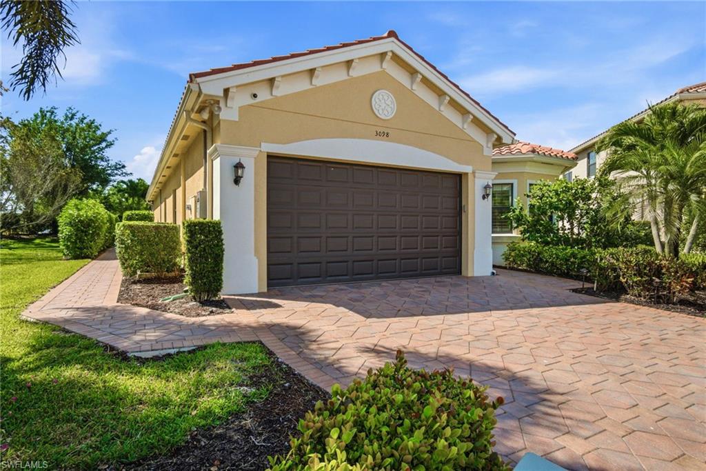 RIVERSTONE - Residential