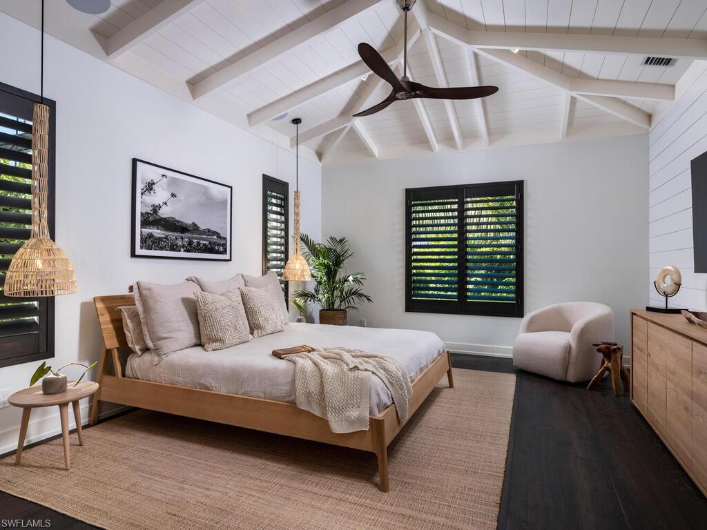 SABRE CAY - Residential