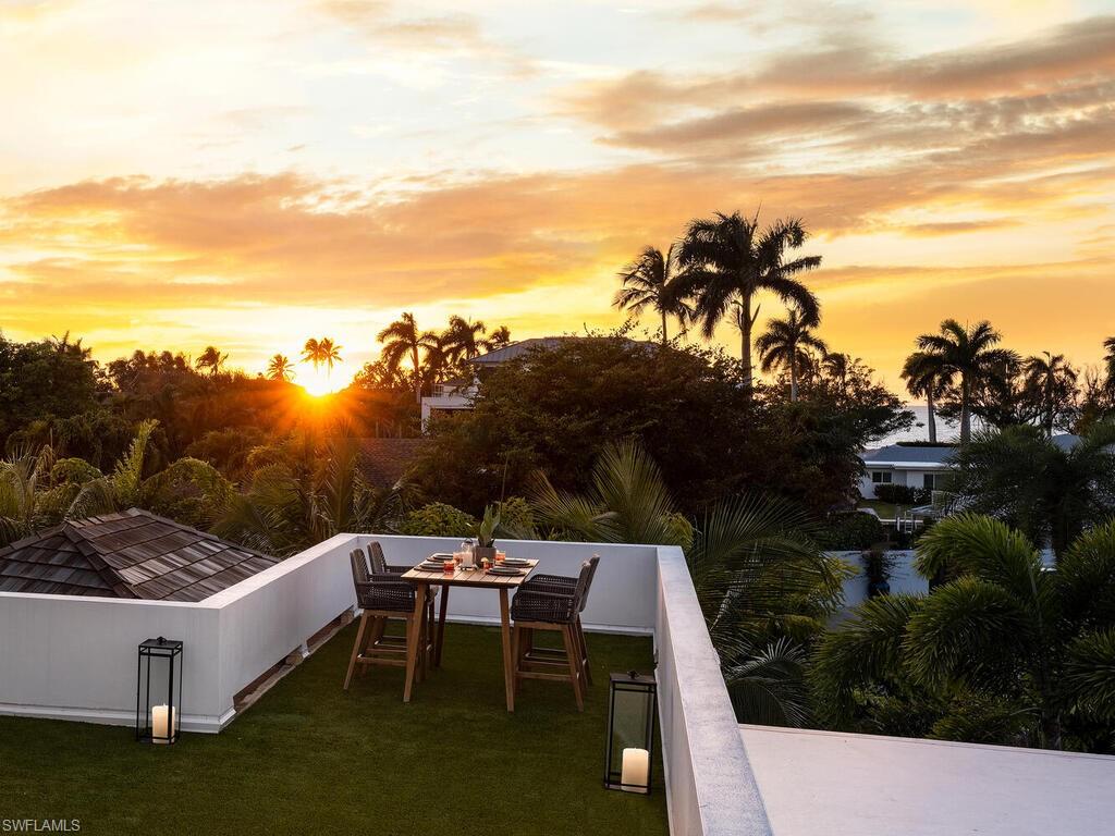 SABRE CAY - Residential