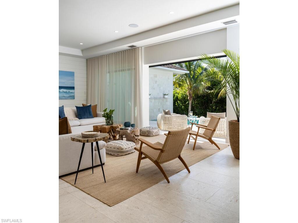 SABRE CAY - Residential