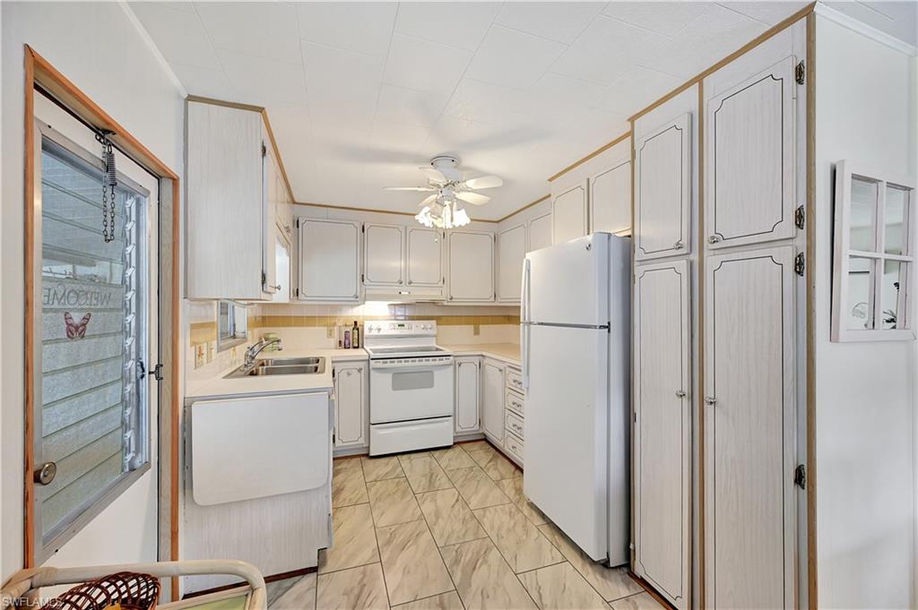 ENCHANTING ACRES MOBILE HOME - Residential