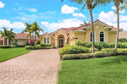 A home in NAPLES