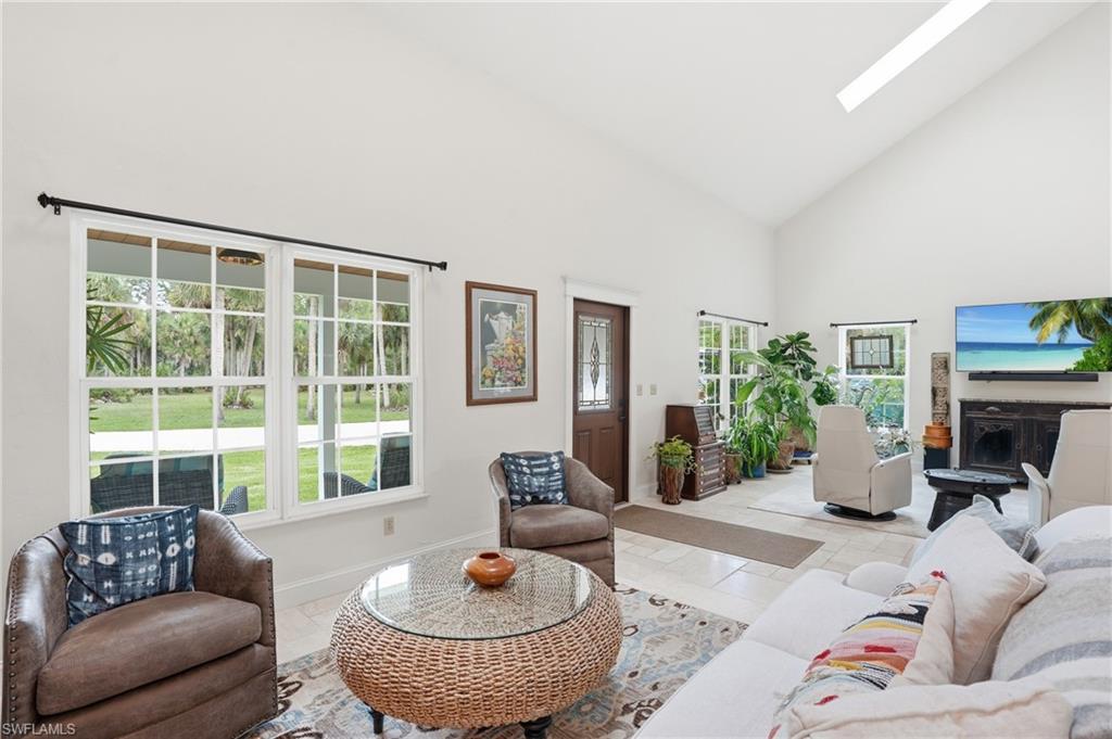 GOLDEN GATE ESTATES - Residential