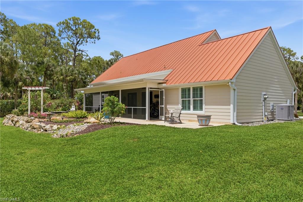 GOLDEN GATE ESTATES - Residential