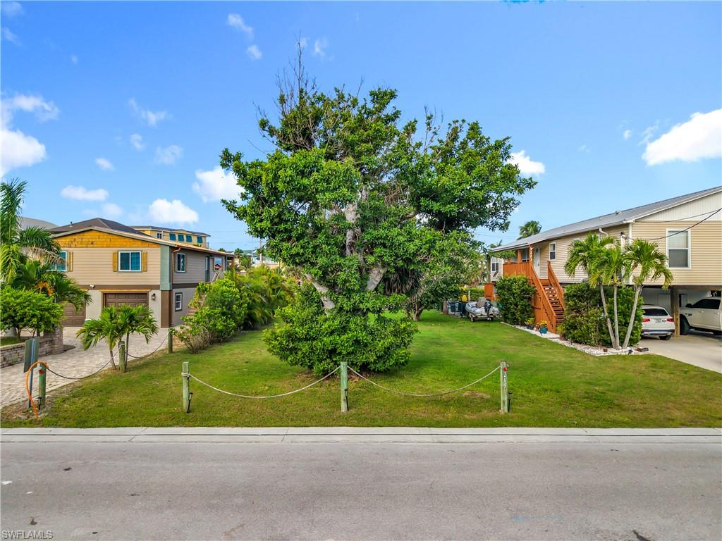 CRESCENT PARK ADDITION - Land