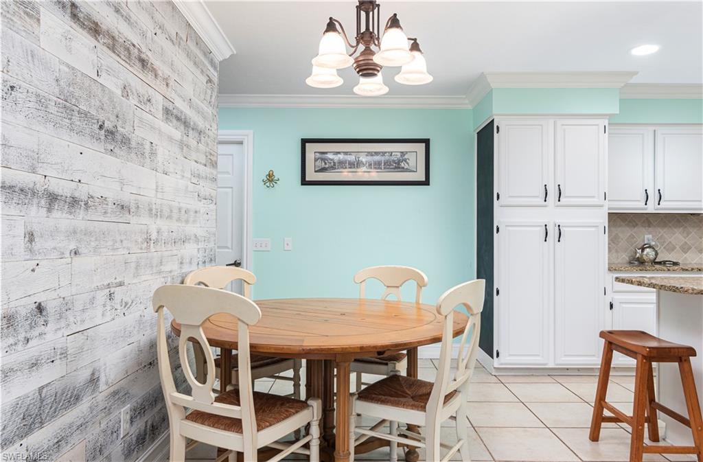 GULF ACRES - Residential