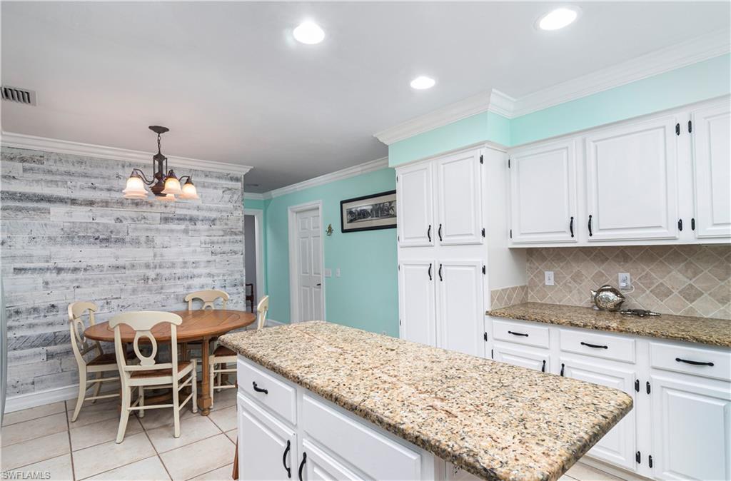 GULF ACRES - Residential