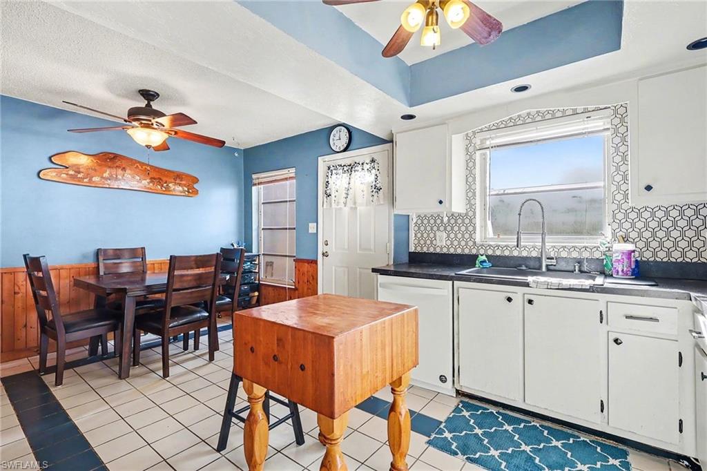 PALM CREST VILLAS - Residential