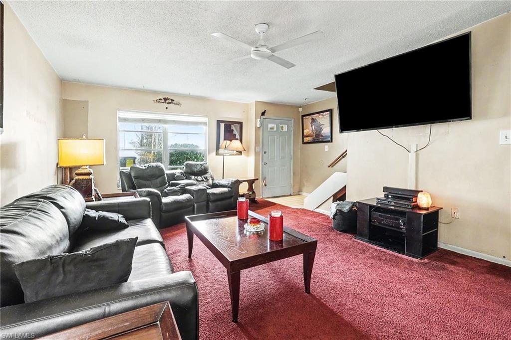 PALM CREST VILLAS - Residential