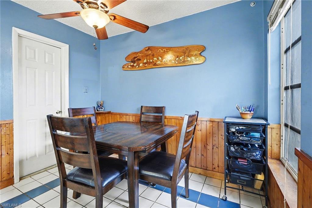 PALM CREST VILLAS - Residential