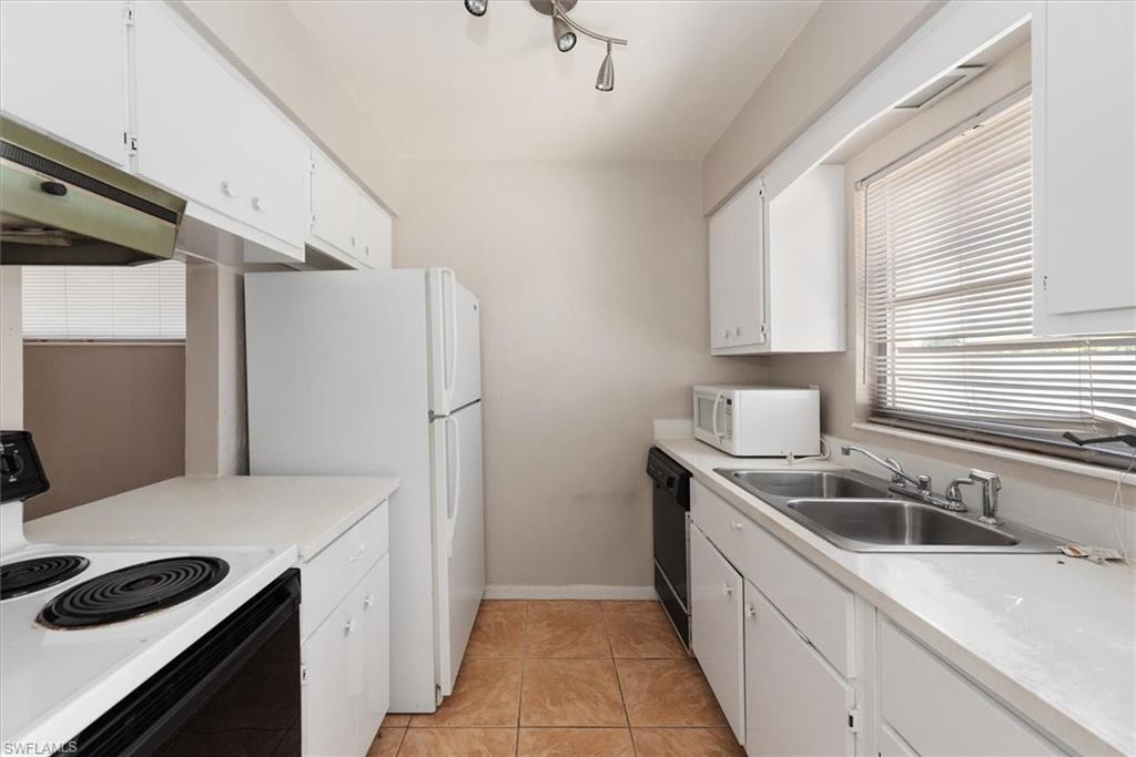 BEACH CLUB COLONY CONDO - Residential