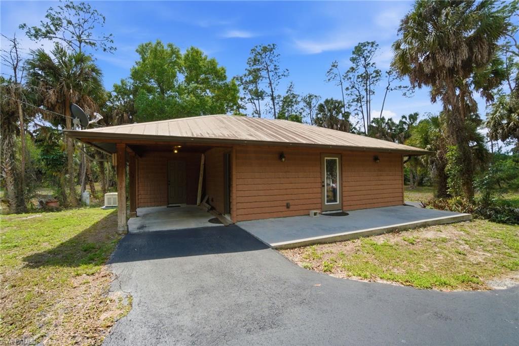 GOLDEN GATE ESTATES - Residential