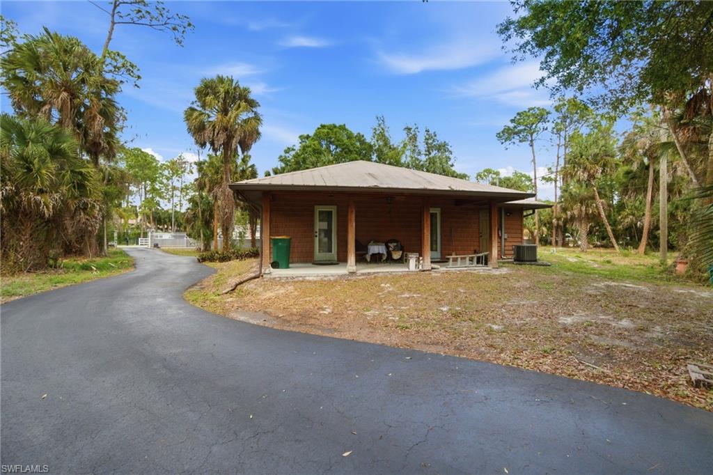 GOLDEN GATE ESTATES - Residential