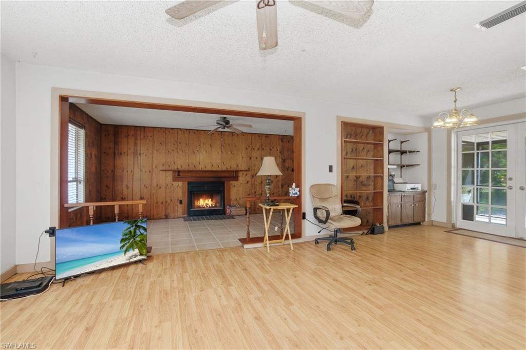 GOLDEN GATE ESTATES - Residential