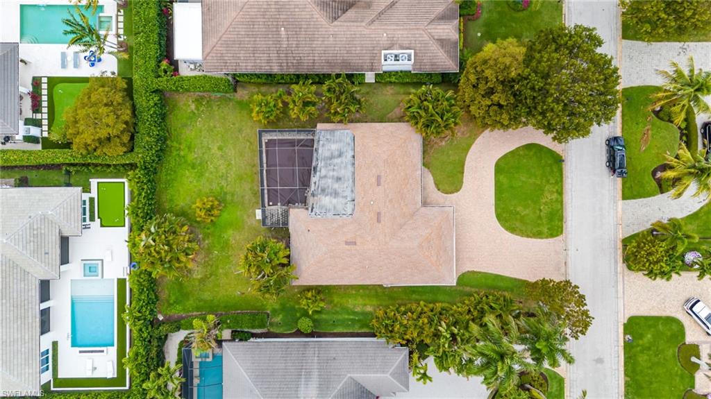 MOORINGS - Residential