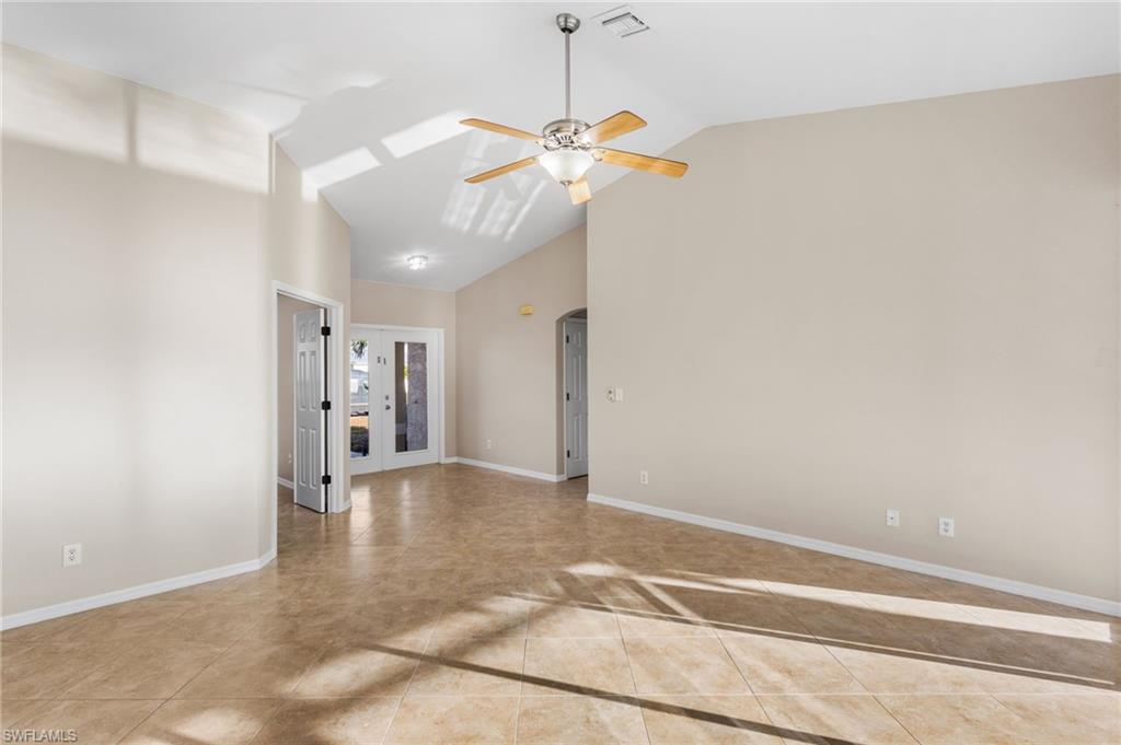 CAPE CORAL - Residential