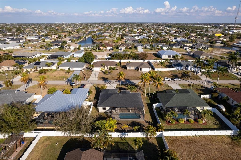 CAPE CORAL - Residential