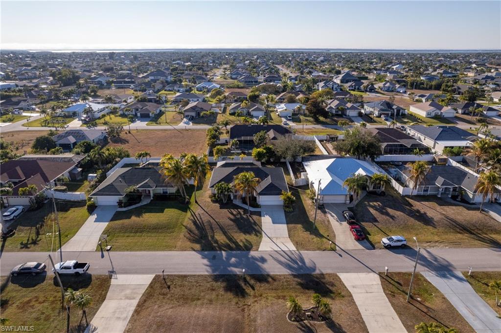 CAPE CORAL - Residential