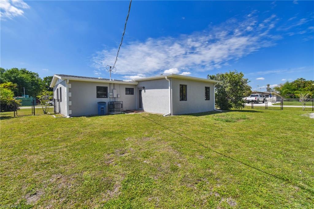 FORT MYERS - Residential