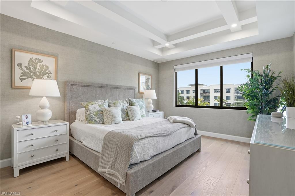 ELEVEN ELEVEN CENTRAL - Residential