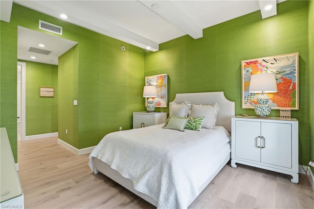 ELEVEN ELEVEN CENTRAL - Residential