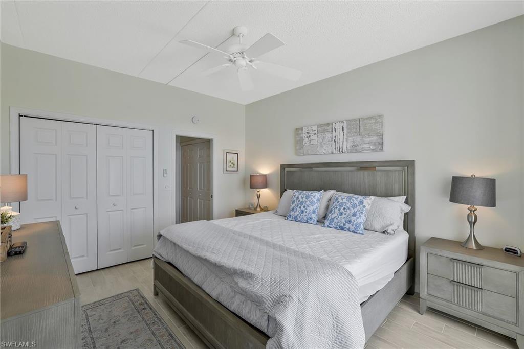 FLORIDA PAVILION CLUB - Residential