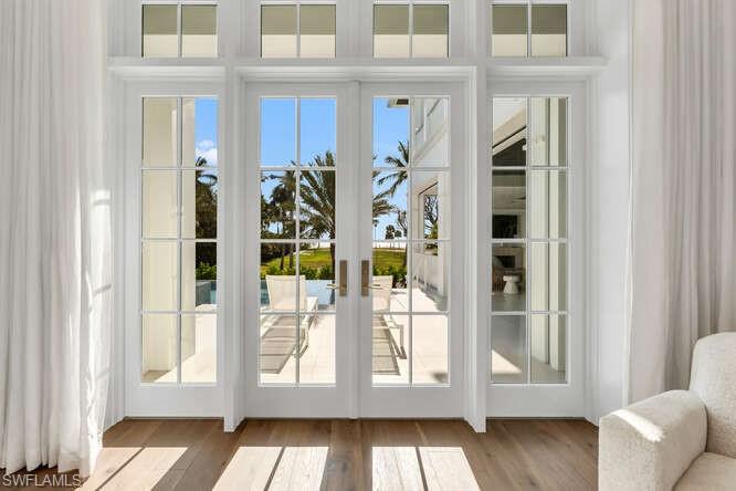 AQUALANE SHORES - Residential