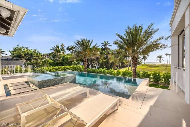 AQUALANE SHORES - Residential