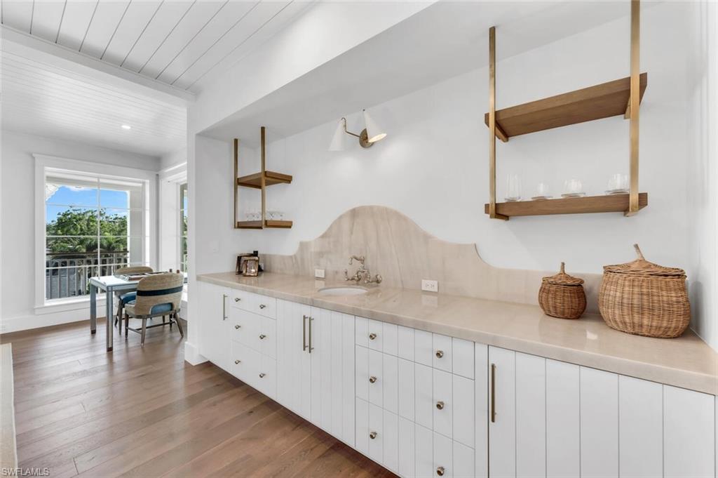 AQUALANE SHORES - Residential