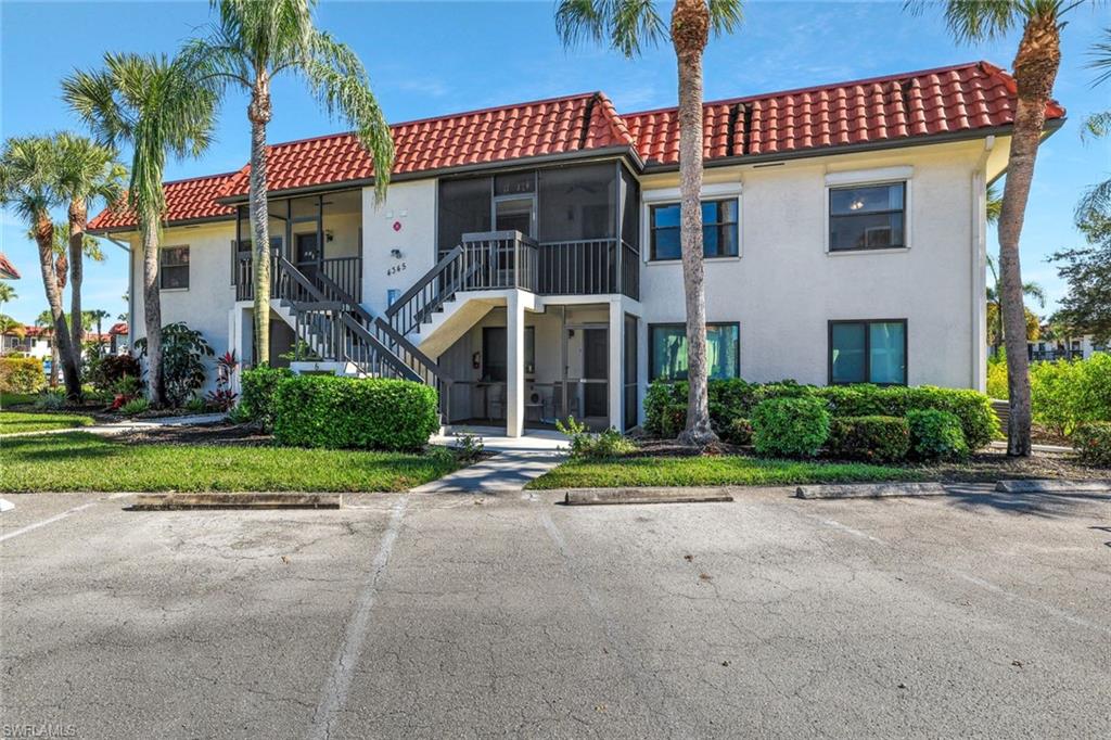 FAIRWAYS AT PAR ONE - Residential