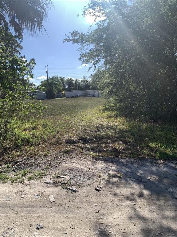 NORTH FORT MYERS - Land