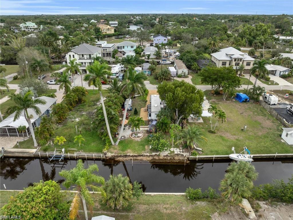 BONITA SPRINGS - Land