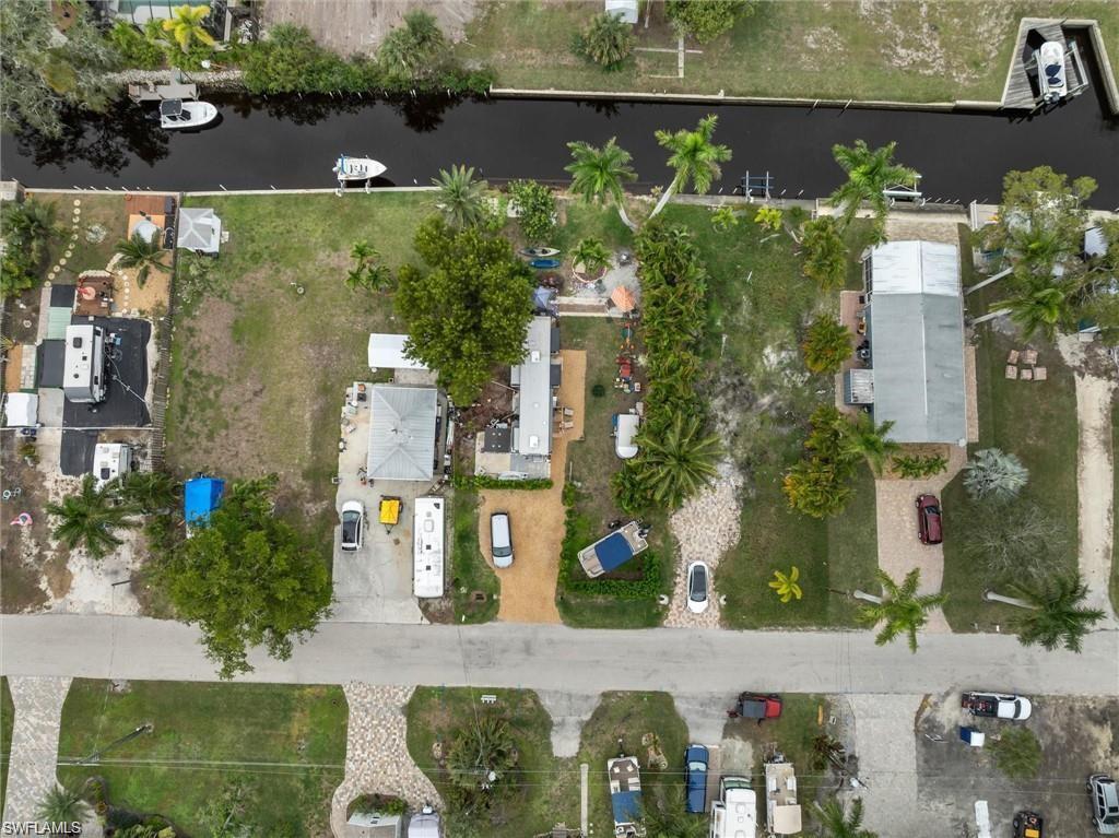 BONITA SPRINGS - Land