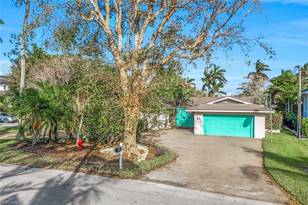 AQUALANE SHORES - Residential