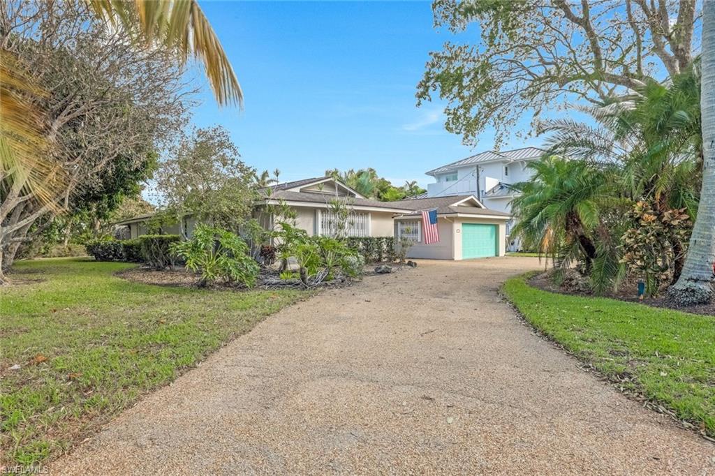 AQUALANE SHORES - Residential