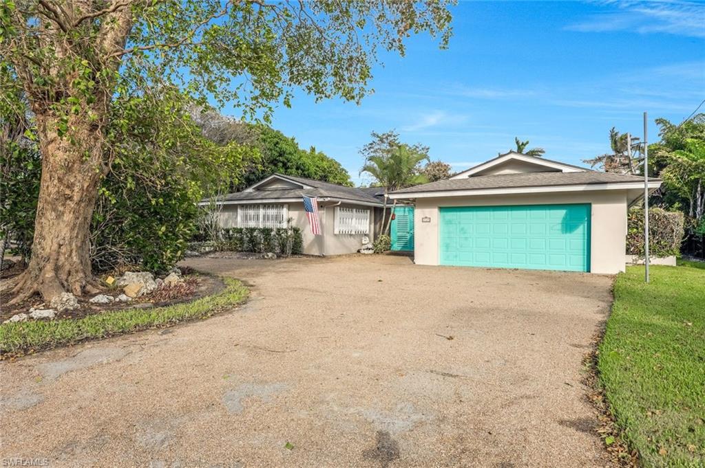 AQUALANE SHORES - Residential